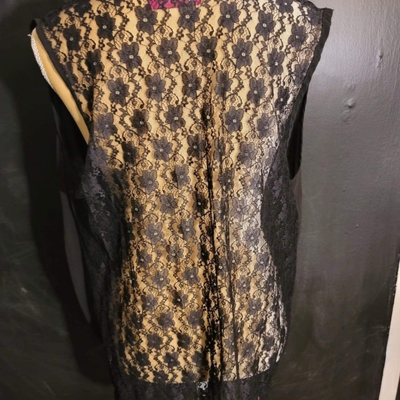 Sheer crossover laceback tank blouse ♡ - Picture 3 of 4